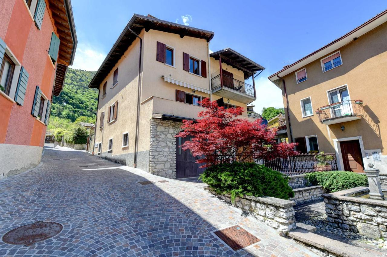 Appartamento Alle Fontane Tignale Exterior foto